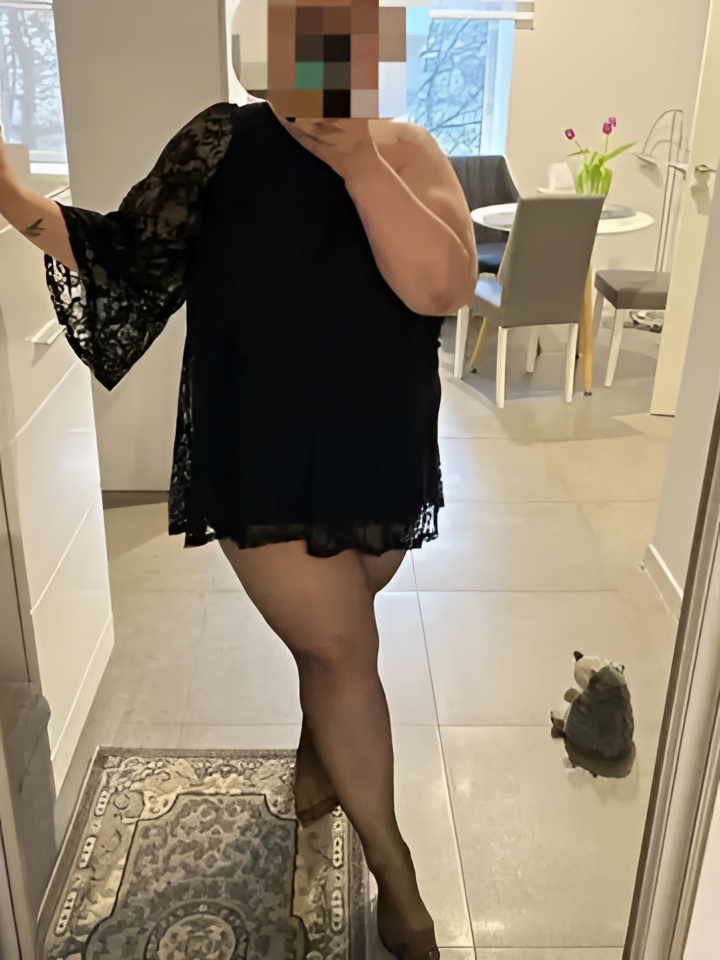 Милослава привлекальеная девушка из Пролетарск цена от 2000 руб