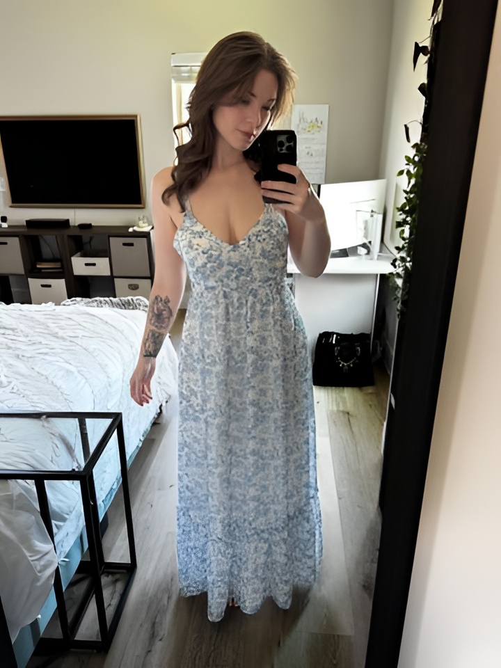 Нелли привлекальеная девушка из Пролетарск цена от 3000 руб