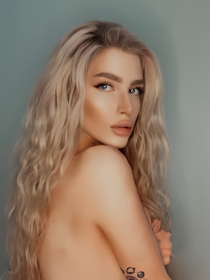 Римма привлекальеная девушка из Пролетарск цена от 5000 руб