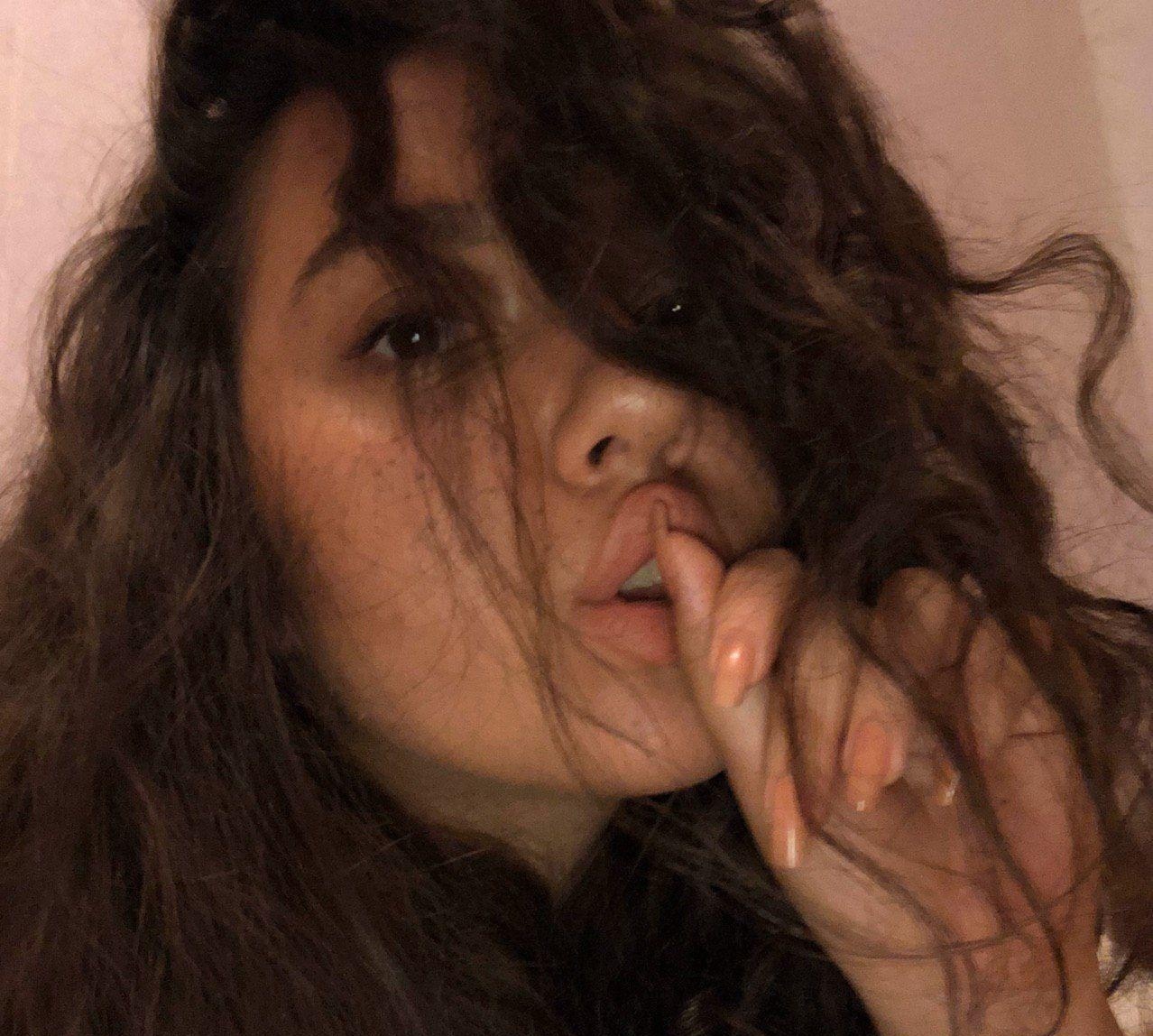 Олька привлекальеная девушка из Пролетарск цена от 3500 руб