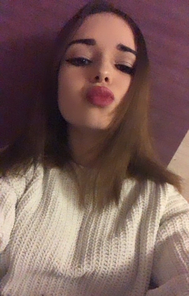 Оксанка привлекальеная девушка из Пролетарск цена от 3000 руб