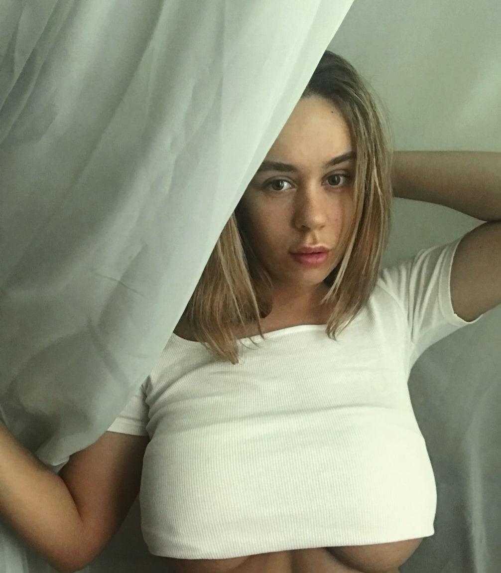 Лиля привлекальеная девушка из Пролетарск цена от 3500 руб