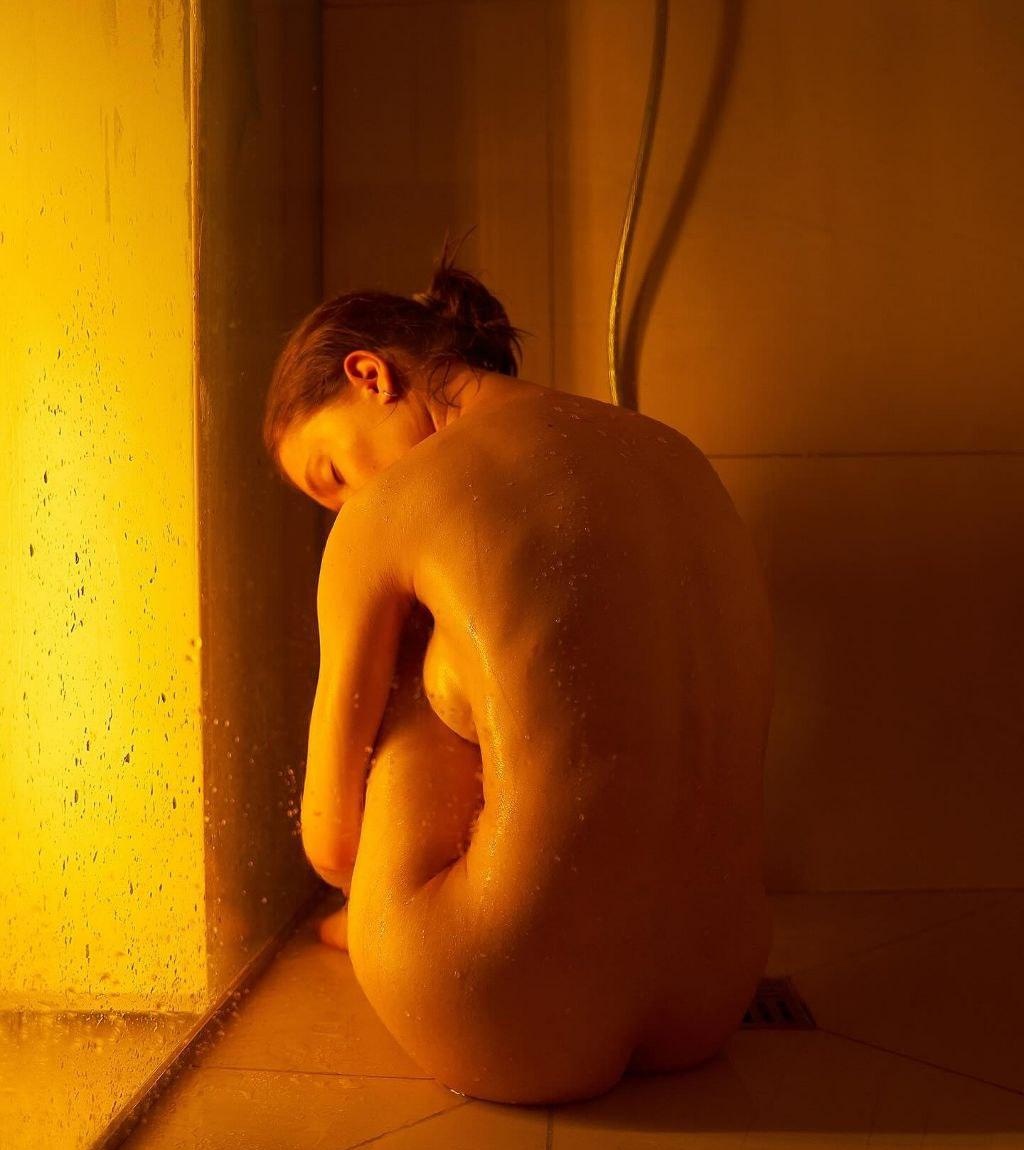 Лена привлекальеная девушка из Пролетарск цена от 6000 руб