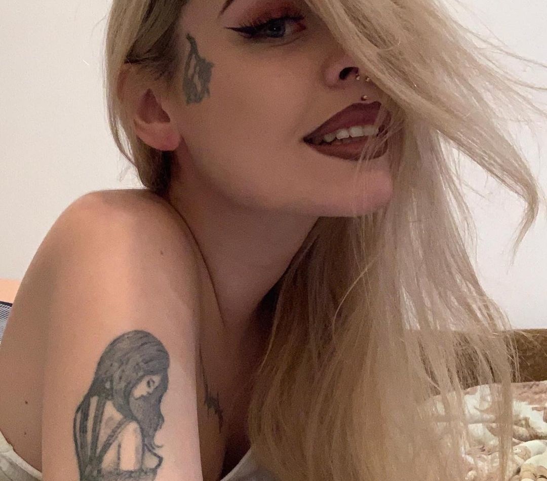 Индивидуалка Лада, доступна для личного знакомства от 3500 руб