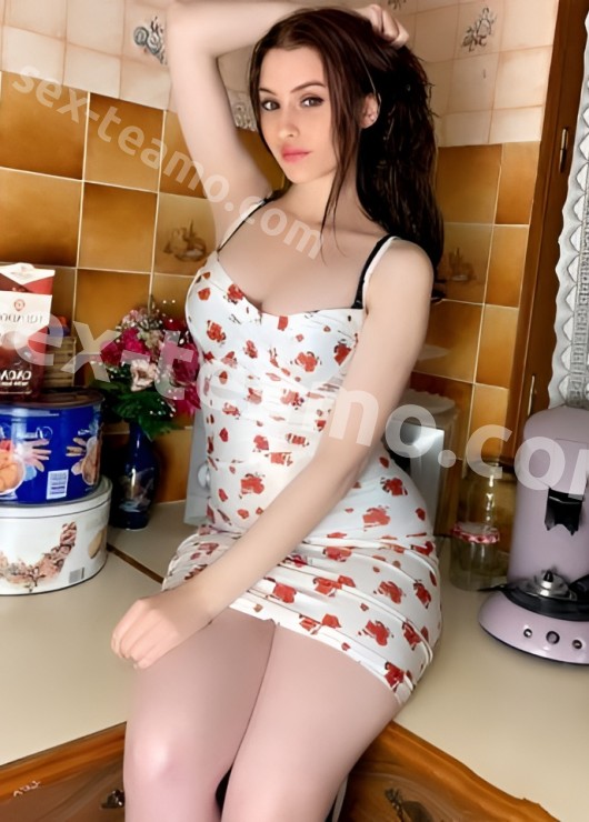 Алевтина привлекательная девушка из Пролетарск цена от 2000 руб