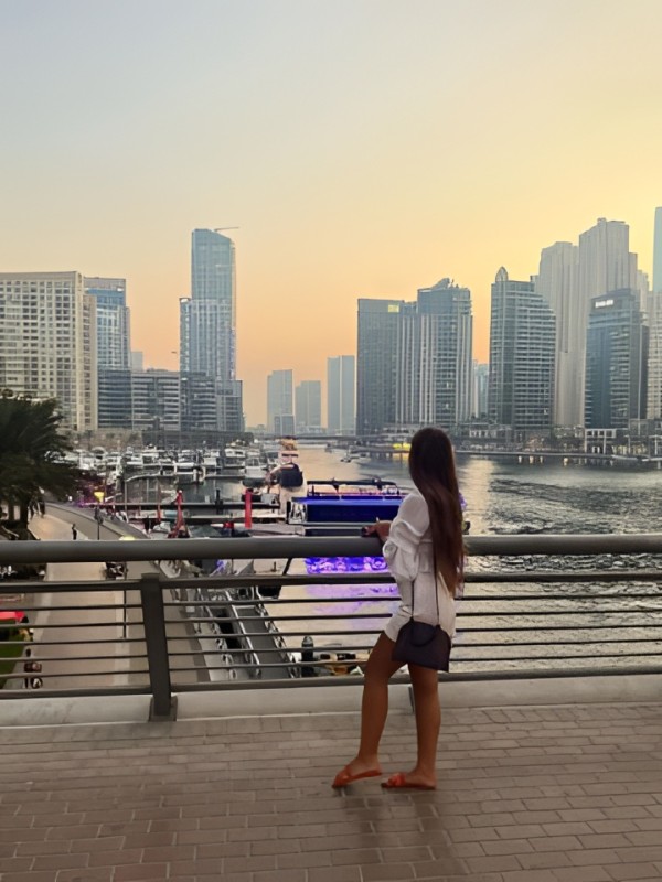 Сарра привлекательная девушка из Пролетарск цена от 2500 руб